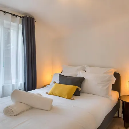 L'auréa Au Centre De *