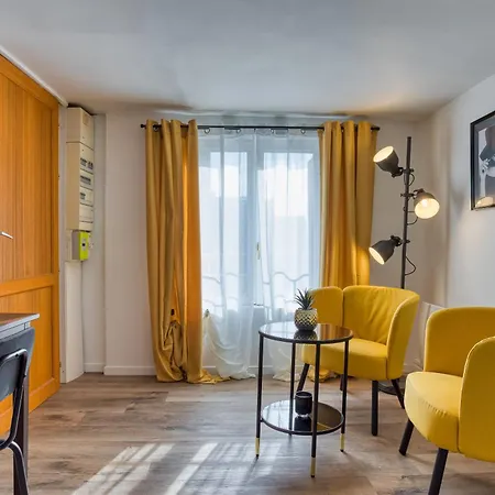 L'auréa Au Centre De *