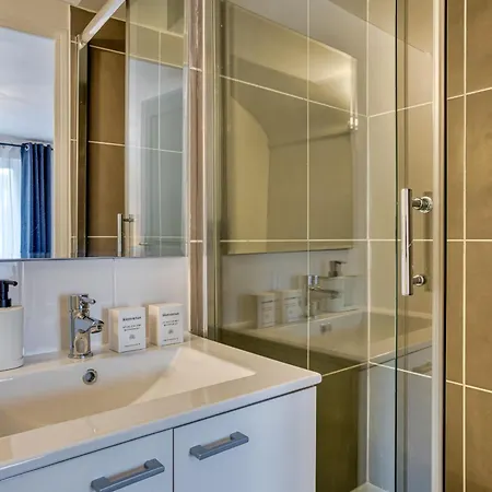 L'aurea Au Centre De * Rouen